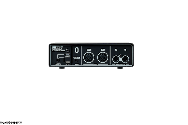 DJ機材 YAMAHA Steinberg UR22C UR22C: The Perfect Portable Interface | Steinberg